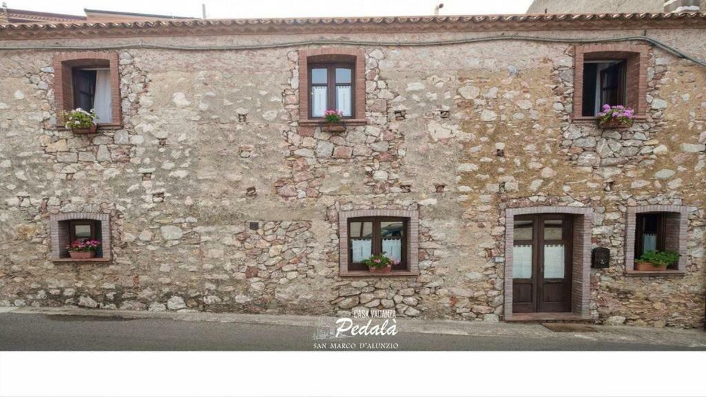 Casa Vacanza Pedala Villa San Marco d'Alunzio Kültér fotó